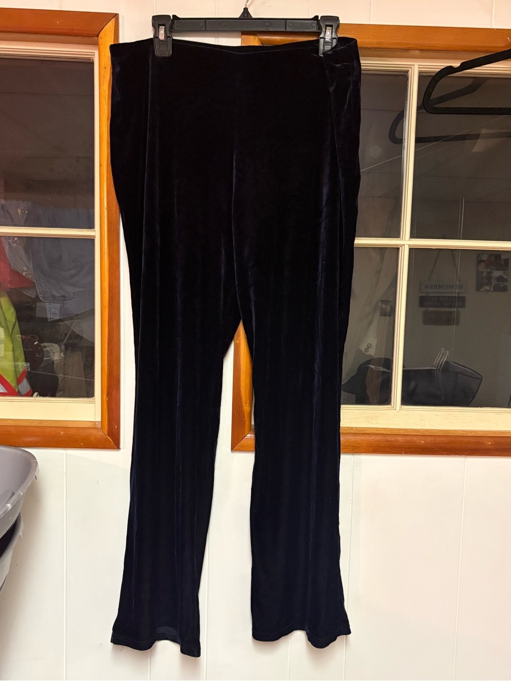 Velvet Wide-Leg Pants - Black